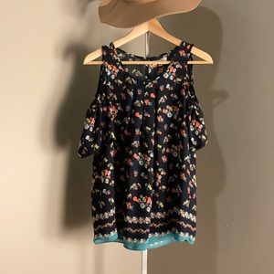 Cold shoulder Max Studios floral top
